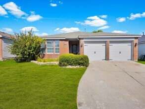 Building Photo - 4305 Falcon Dr