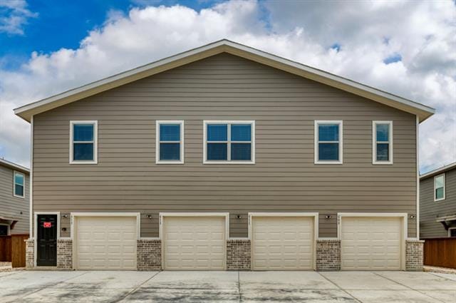 Building Photo - 609 Harvest Moon Dr