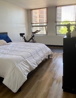 Foto del edificio - 2626 N Lakeview Ave