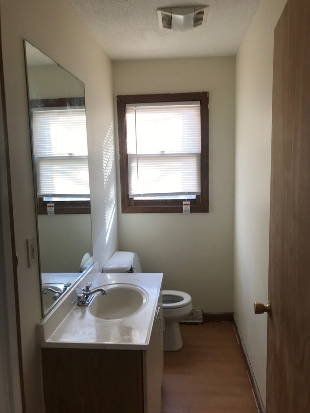 65 Mechanic St, Westfield, MA 01085 Townhome Rentals in Westfield MA