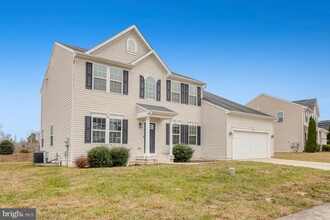 Building Photo - 9910 Box Oak Ct