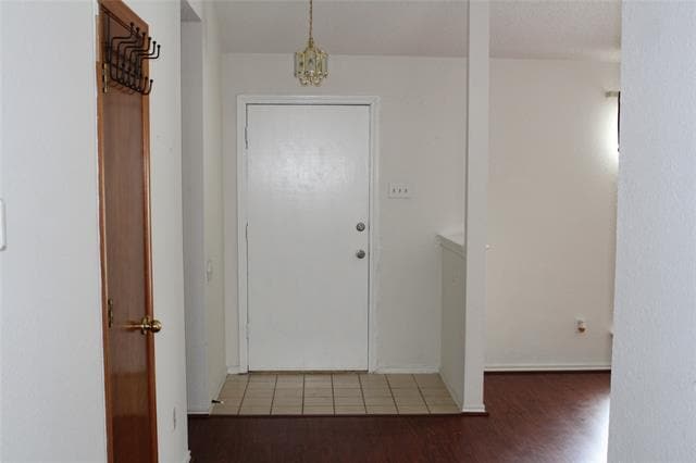 Building Photo - 3805 Silver Maple Dr