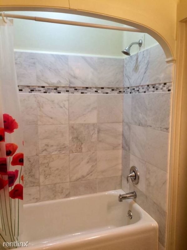 Foto del edificio - 448 N Hoback St