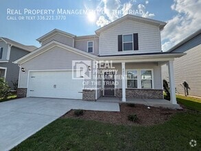 Building Photo - 2215 Cherry Crk Rd
