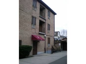 Building Photo - 89-07 N Conduit Ave