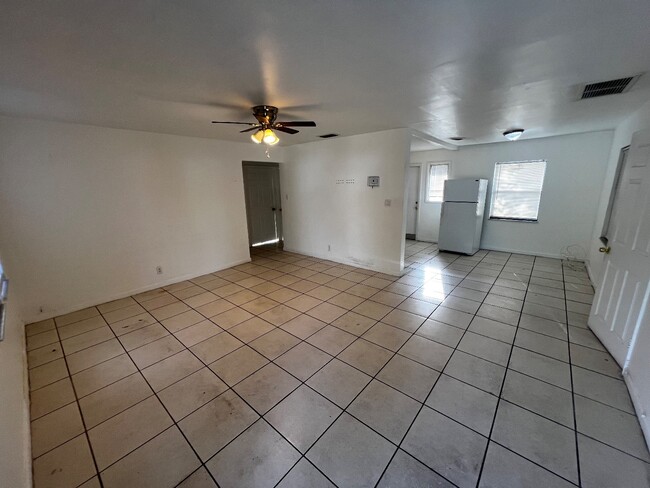 Foto del edificio - 311 NW 2nd St