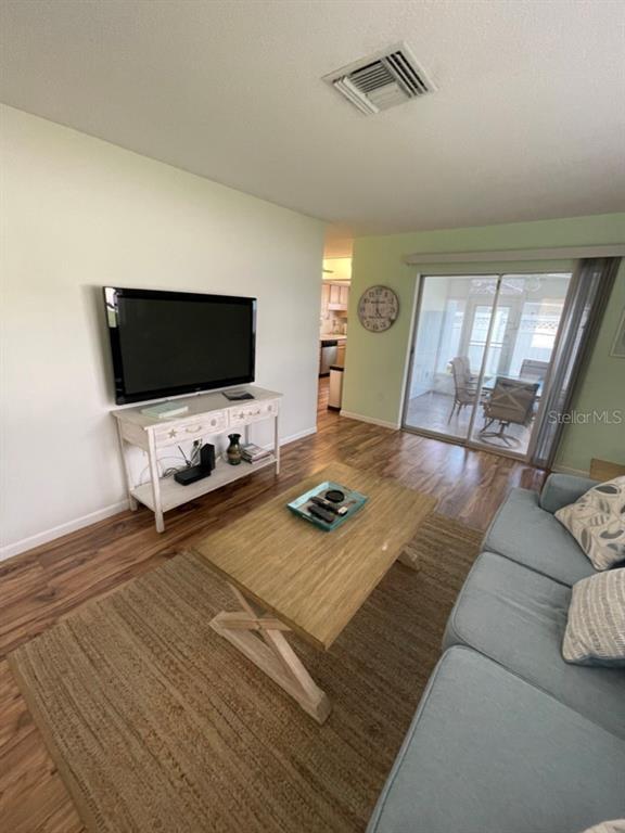 Foto del edificio - 1877 Southpointe Dr