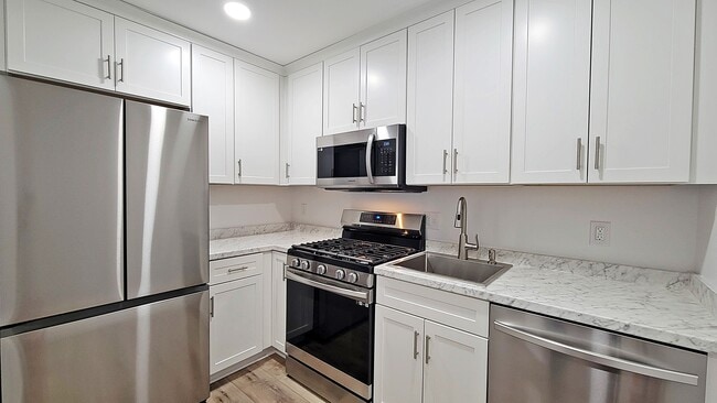 Building Photo - 1712 Mount Vernon Ave