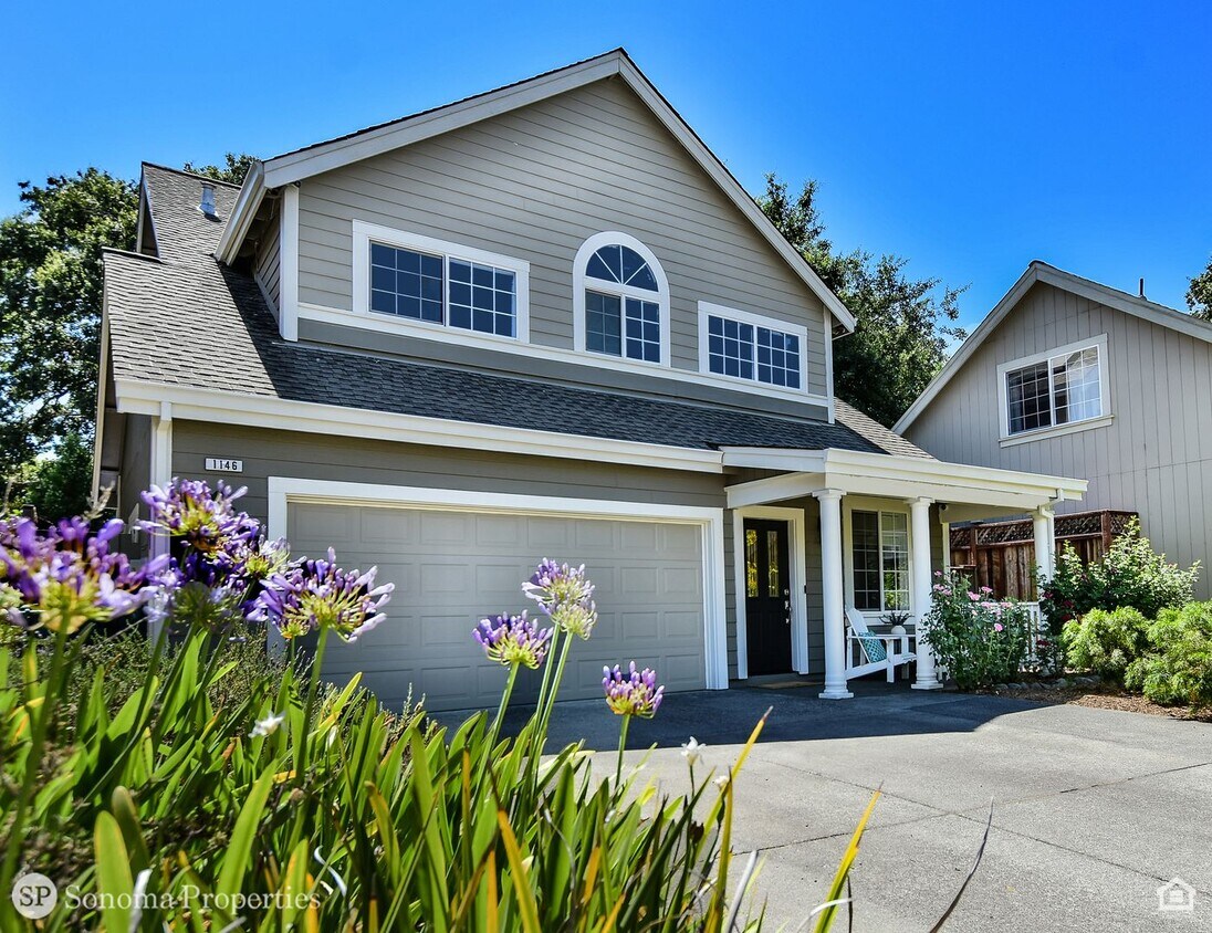 Foto principal - Spacious 4 Bedroom Home in Fryer Creek