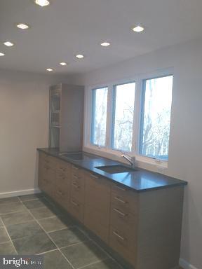 Foto del edificio - 120 Fleetwood Terrace
