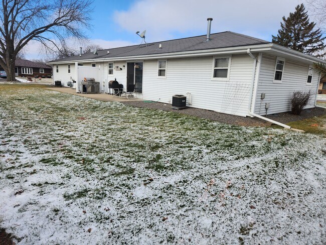 Building Photo - 4306 Chadswyck Dr