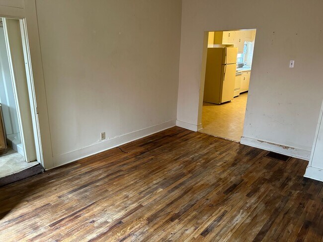 Building Photo - 741 S Noble St