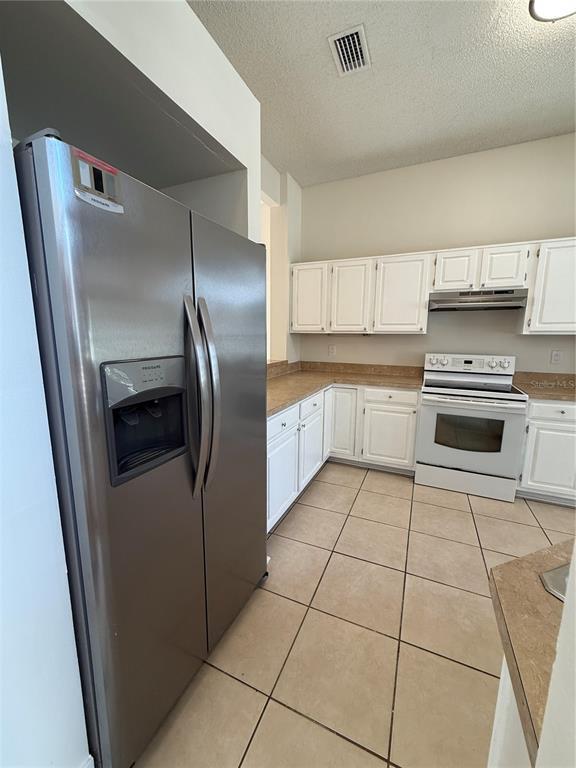 Building Photo - 14457 Mandolin Dr
