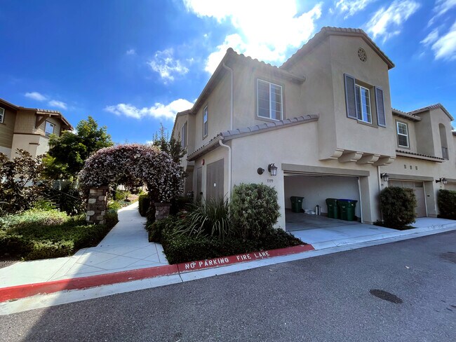 Building Photo - 3399 Campo Azul Ct