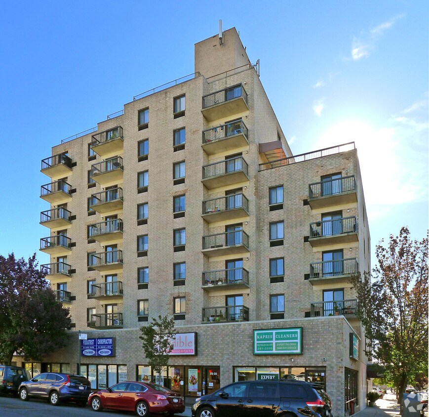 Foto del edificio - 213-03-213-09 41st Ave