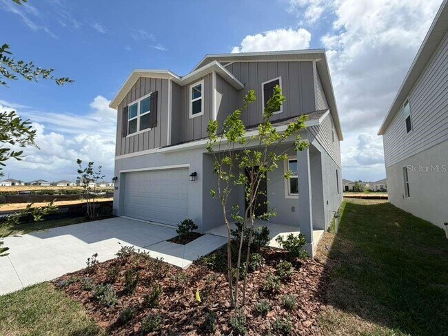 Building Photo - 3354 Alexander Dr