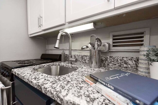 Foto del interior - The Flats at Jackson Square Discover Our Studio, 1, & 2-Bedroom Flats and Lofts in Oak Ridge, TN