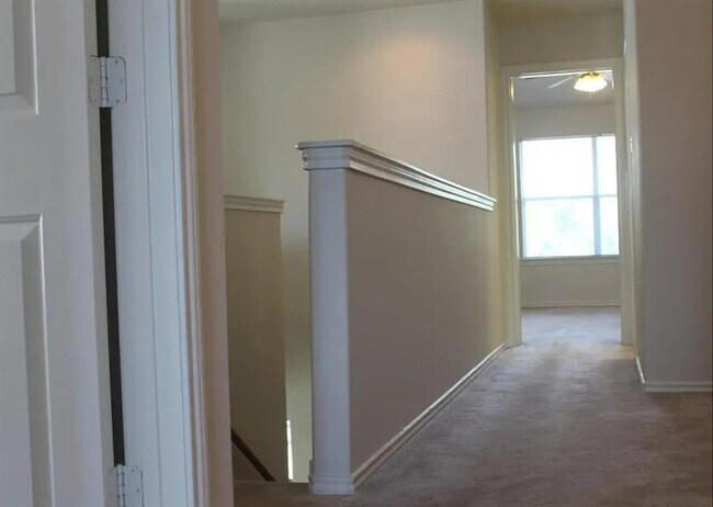 Foto del edificio - 13047 Peppergate Ln