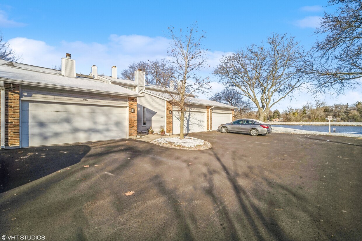 446 Partridge Ln, Deerfield, IL 60015 Townhome Rentals in Deerfield