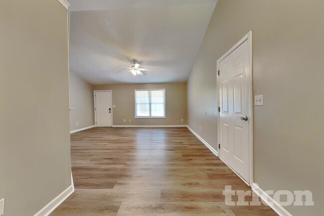 Foto del edificio - 621 Southern Trace Crossing