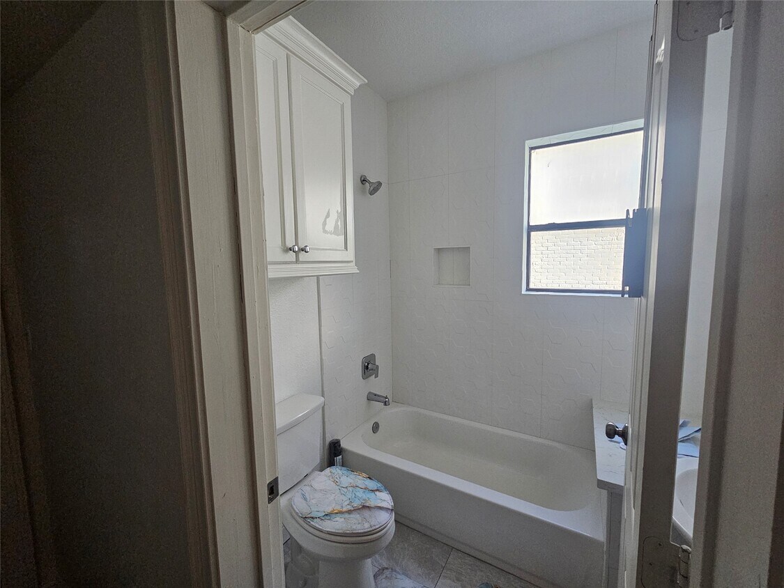 Foto del edificio - 2312 Blodgett St