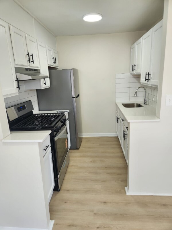 Foto del edificio - 2305 Murray Ave