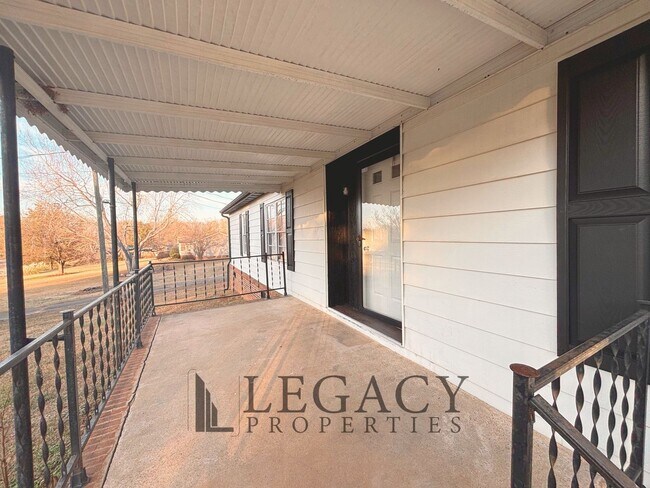 Building Photo - Renovated 3 Bed / 2 Bath Mobile Home – Easley, SC