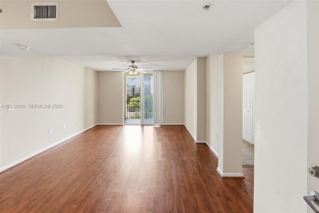 Foto del edificio - 520 SE 5 Ave
