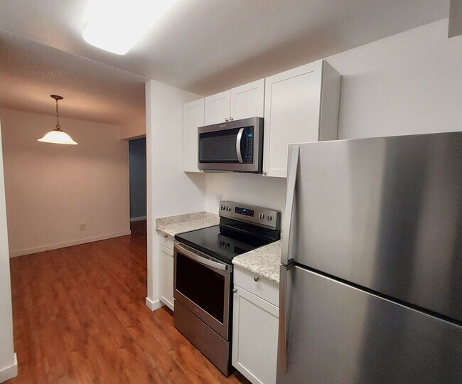 Foto del edificio - Ground Floor Two Bedroom!