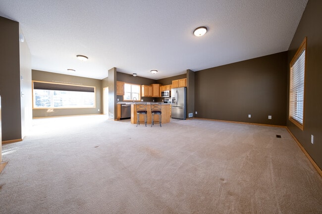 Building Photo - 20157 Holister Ln