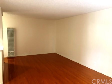 Foto del edificio - 13921 Yukon Ave