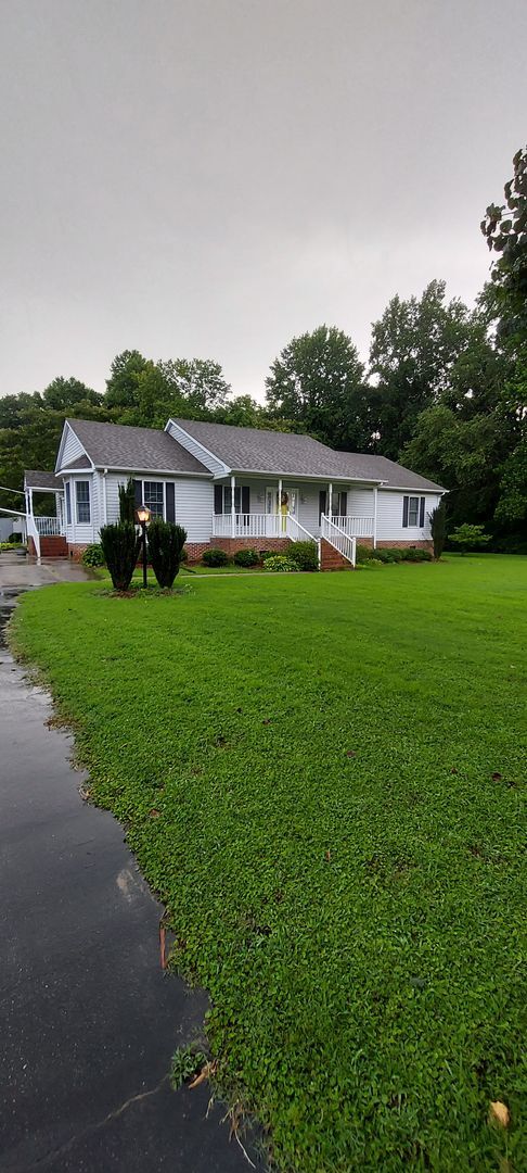 Foto del edificio - Beautiful Ranch in desirable location
