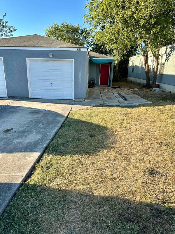 13131 Independence Ave, San Antonio, TX 78233 Townhome Rentals in San