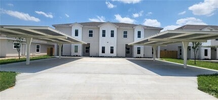 Building Photo - 4700 W Huckleberry St