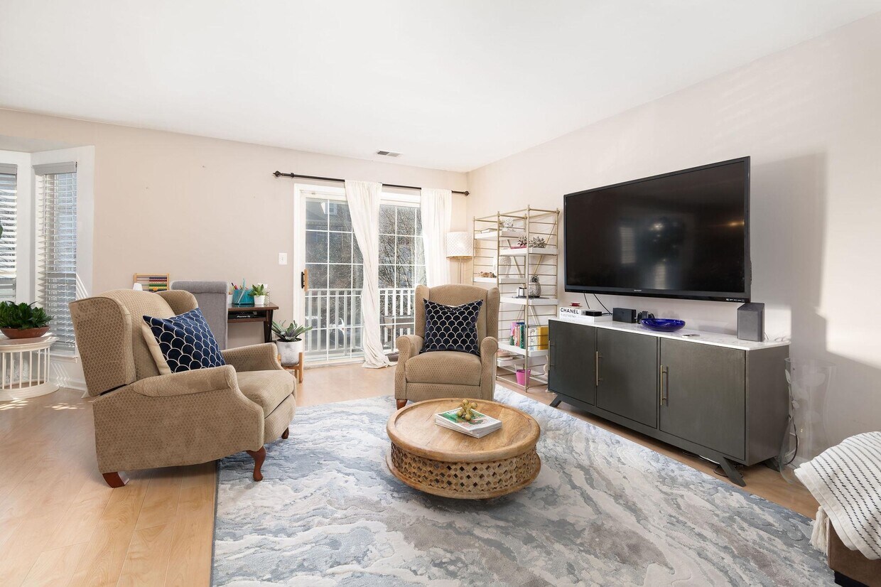 Foto principal - 43 Buttonwood St