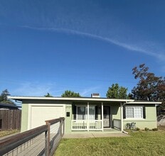 Building Photo - 2929 Burnece St