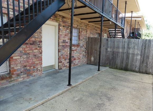 Building Photo - 4110 Hessmer Ave