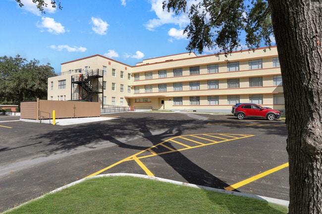 Foto del edificio - Landmark 301