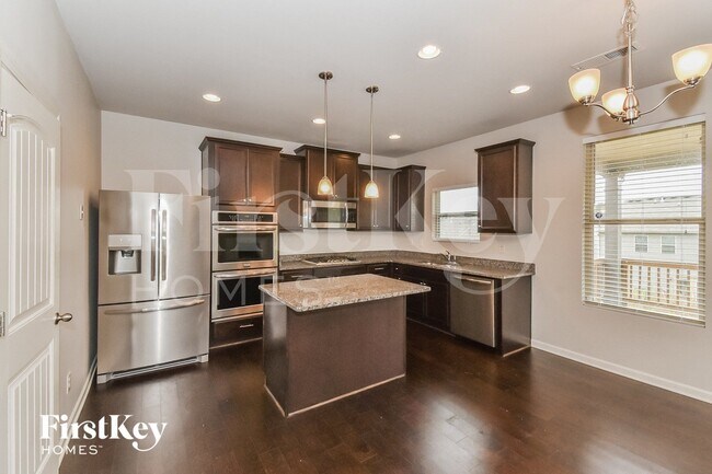 Foto del edificio - 4682 Brookwood Pl