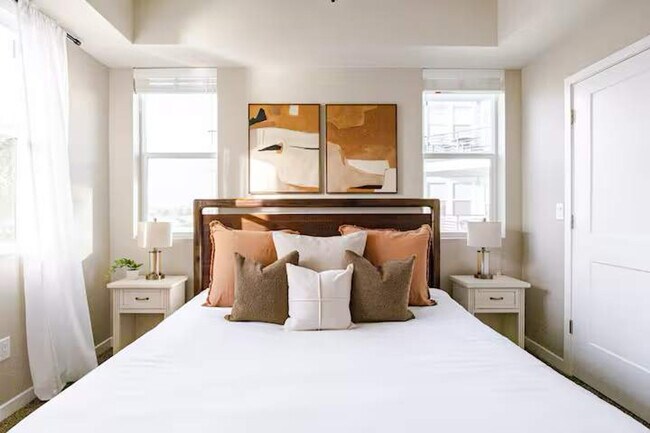 Foto del edificio - 375 Harbour Cove Dr