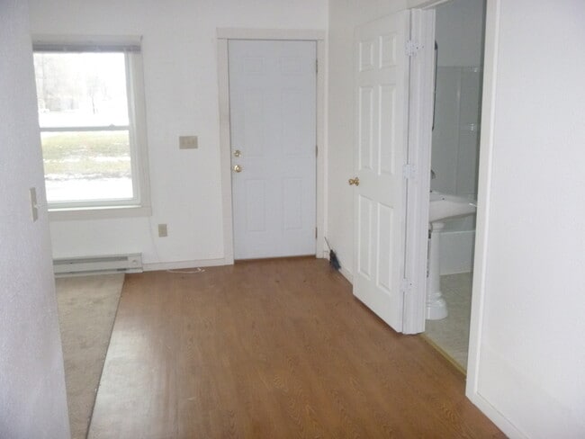 Building Photo - 1213 Manson *PETS OK*