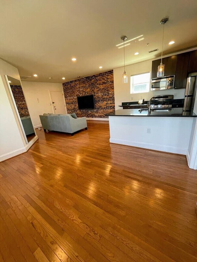 Foto del edificio - 304 Q St NW