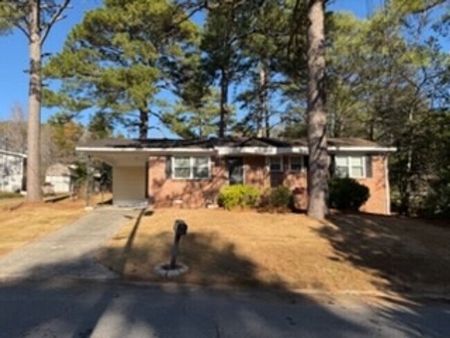 Foto del edificio - 3 Bedroom Newly Renovated Unit