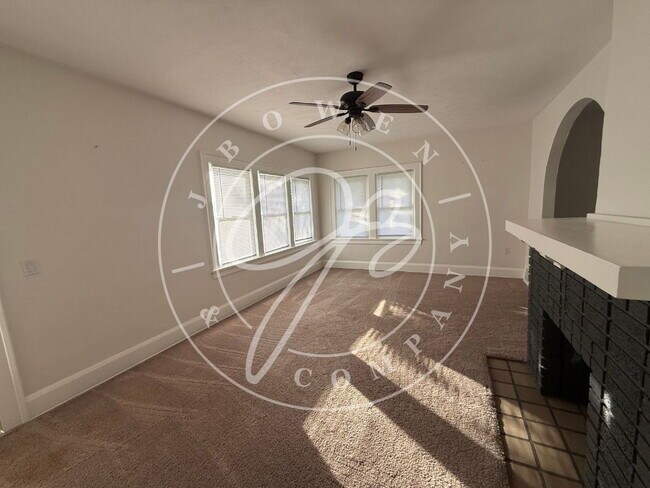 Foto del edificio - 316 Morrison Dr