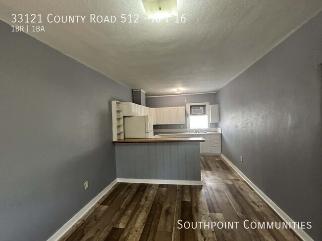 Foto del edificio - 33121 Co Rd 512