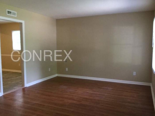 Building Photo - 14 Tilley Ct