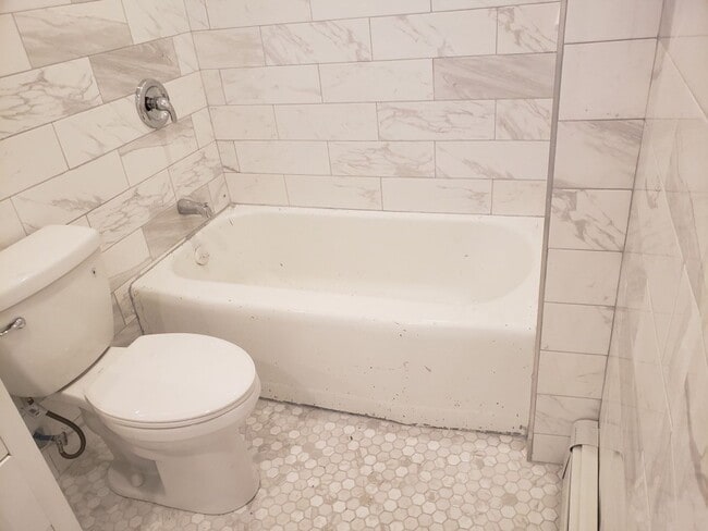 Photo - 242 Palisade Ave Apartment