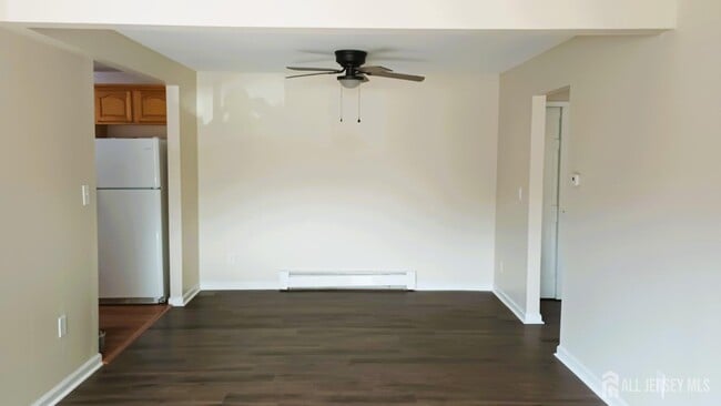 Building Photo - 117 Cricket Ln