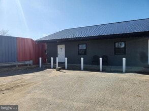 Building Photo - 27935 Three Notch Rd