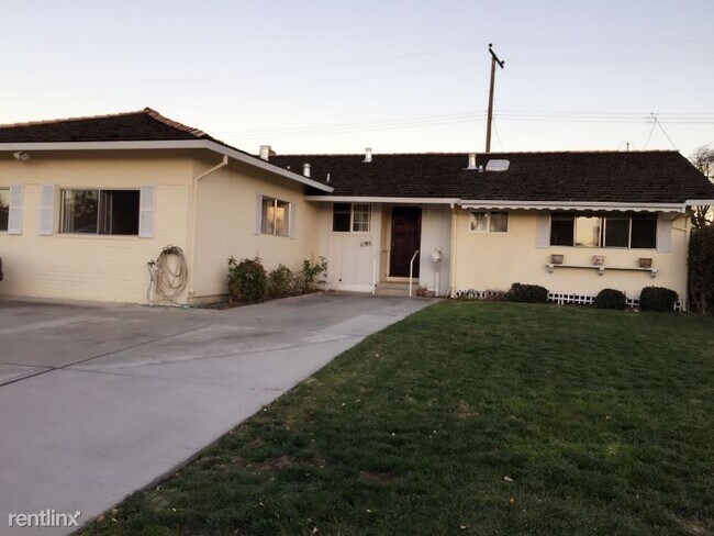 Foto del edificio - 3 br, 2 bath House - 1195 Buchanan Dr
